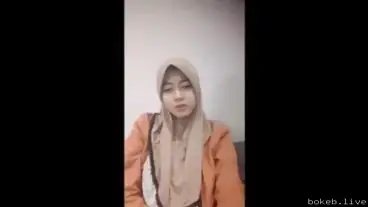 Bokep Hijab Cewek Cantik Colmek Live Toy Jumbo Nagih