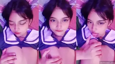 Mahasiswi Nakal Chat Sex Pinknya Banjir Basah!