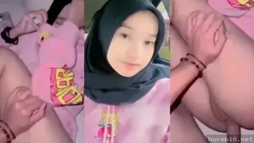 Ngewe pacar cantik memek tembem mulus super nakal